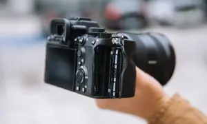 Sony A7S III: Recenzja, opinie użytkowników i zastosowanie w fotografii