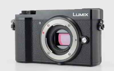 Test aparatu Panasonic GX1: Zalety, wady i opinie użytkowników