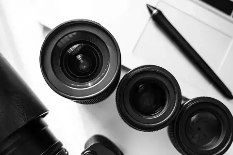 Jaki obiektyw na początek przygody z fotografią - poradnik dla amatorów