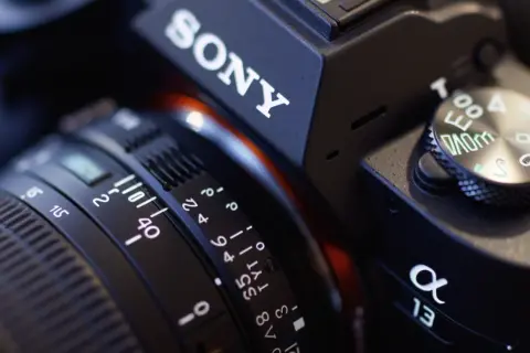 Sony SLT-A57: Recenzja aparatu, opinie i główne cechy modelu A57