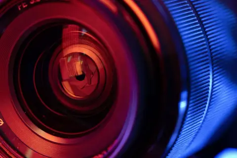 Jaki obiektyw do filmowania wybrać? 5 sprawdzonych zasad wyboru