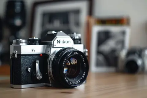 System Nikon F: Historia, zastosowanie i popularne obiektywy