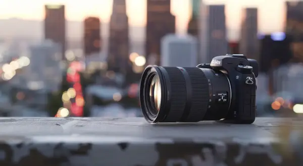 Sigma 18-50: Recenzja obiektywu Sigma i jego funkcje w praktyce