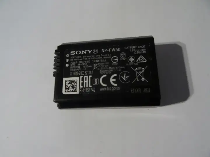 Jakie baterie do Sony A6000? Najlepsze opcje i rekomendacje użytkowników